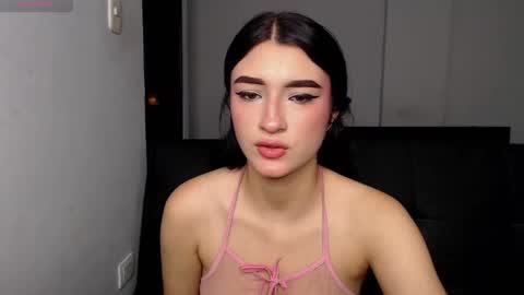 Snapshot of anny_naf chatting on February 21, 1:33 pm Anny online show from February 21, 1:33 pm