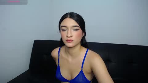 Anny online show from December 17, 3:38 pm