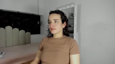 Anny online show from February 9, 8:22 pm