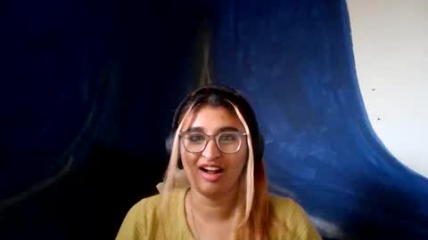 Angel online show from April 11, 8:12 pm