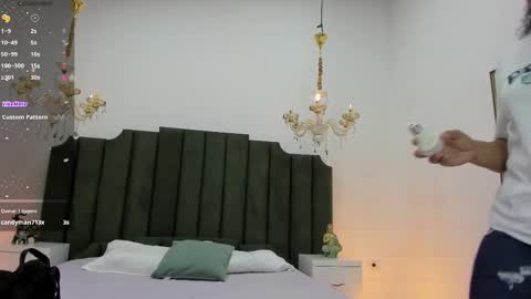 Snapshot of anthonela_russo chatting on March 7, 4:35 am anthonela online show from March 7, 4:35 am