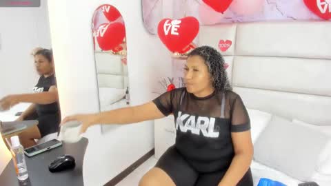 Snapshot of anthonela_russo chatting on February 18, 3:31 am anthonela online show from February 18, 3:31 am