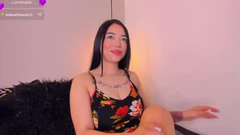 Snapshot of anthonellasweet_ chatting on October 11, 12:41 pm Anthonella Sweet online show from October 11, 12:41 pm