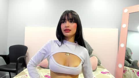 antonella bratzz online show from May 11, 9:34 pm