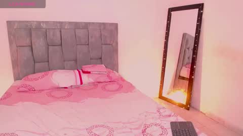 Antonella online show from March 21, 12:04 am