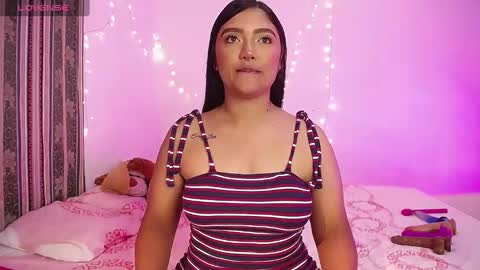 Snapshot of antonella_latin_curvy chatting on January 31, 12:39 am Anne online show from January 31, 12:39 am