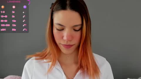 Snapshot of antonellarossii_ chatting on October 8, 1:15 pm Antonella online show from October 8, 1:15 pm