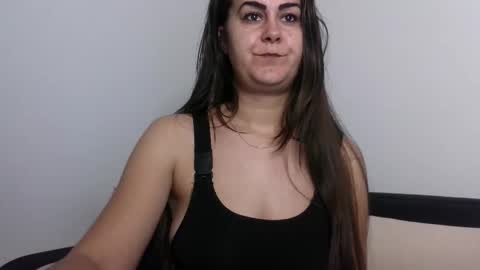 Snapshot of antonia1313 chatting on October 5, 6:18 am Antonia online show from October 5, 6:18 am