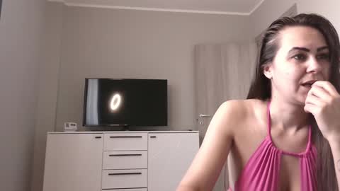 Snapshot of antonia1313 chatting on January 8, 7:13 am Antonia online show from January 8, 7:13 am