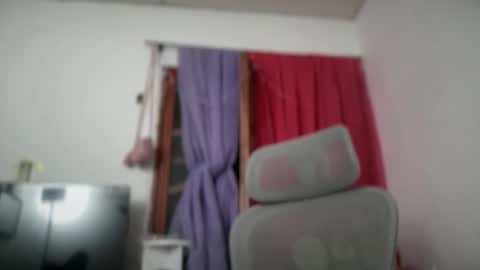 Antonia online show from December 16, 1:33 am