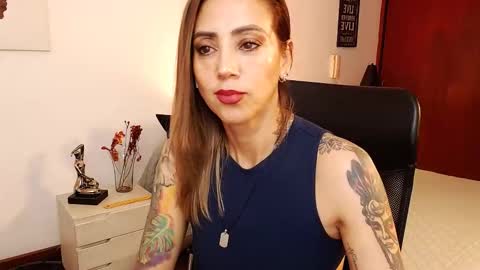 Snapshot of antoniavillamizar chatting on October 5, 11:15 am Anto online show from October 5, 11:15 am