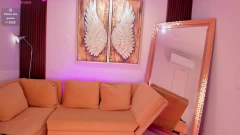 Ana online show from February 23, 2:18 pm