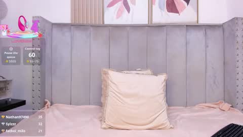 Snapshot of anya_belth chatting on September 20, 8:18 pm anya_belth online show from September 20, 8:18 pm
