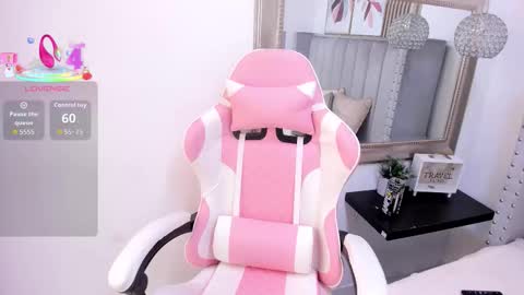 Snapshot of anya_belth chatting on October 11, 1:25 pm anya_belth online show from October 11, 1:25 pm
