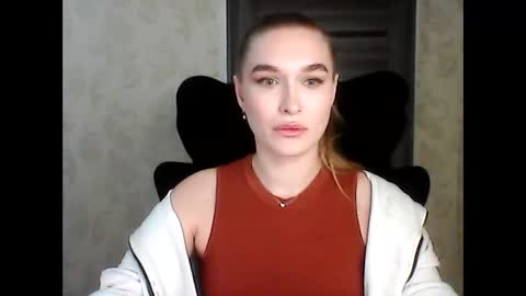 AnyaSmack online show from November 26, 4:52 pm