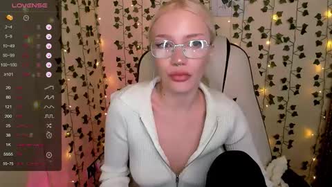 Anya online show from February 16, 7:52 am