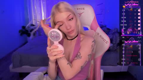 Anya online show from April 4, 2:10 am