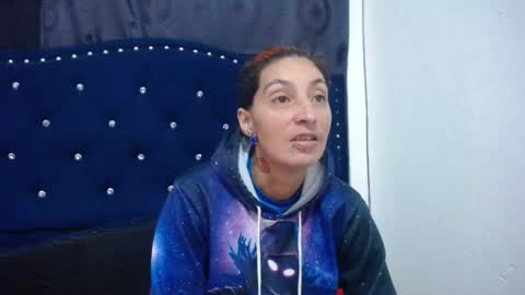 anyu online show from December 19, 8:13 am