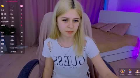 ApheliaStar online show from March 23, 4:24 pm