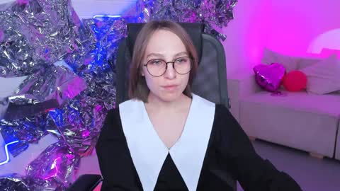 APHEX QUEEN online show from December 5, 2:11 pm