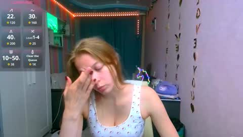 Aphrodite online show from October 4, 1:39 pm