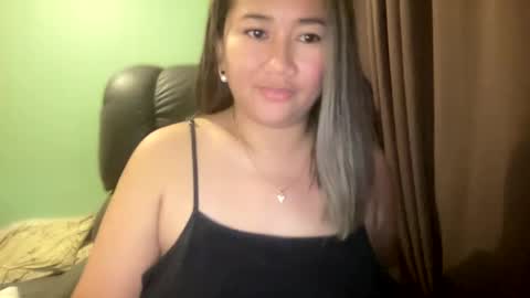 Snapshot of apple_pie_love chatting on January 27, 4:11 pm Anika online show from January 27, 4:11 pm