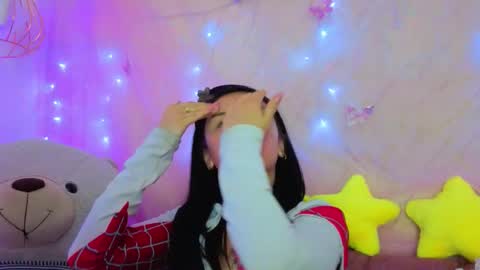   online show from February 25, 12:26 pm