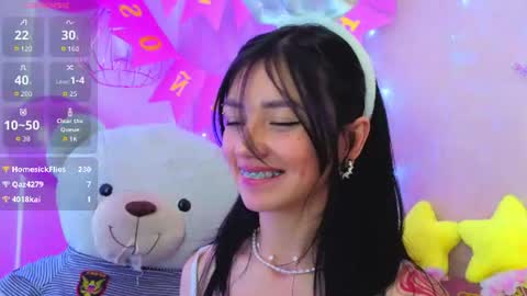   online show from July 6, 3:03 pm