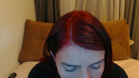 Snapshot of april_harrys chatting on January 21, 11:24 pm April online show from January 21, 11:24 pm