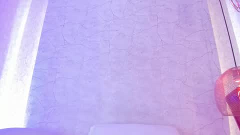 Snapshot of aprilalen chatting on March 12, 7:02 am April online show from March 12, 7:02 am