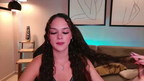 Snapshot of aprilrhodes_ chatting on March 8, 5:47 am April Rhodes online show from March 8, 5:47 am