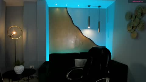 Snapshot of aprilrhodes_ chatting on January 15, 3:22 am April Rhodes online show from January 15, 3:22 am