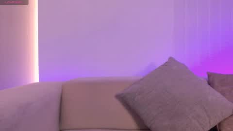 Snapshot of aprilrhodes_ chatting on September 13, 3:58 am April Rhodes online show from September 13, 3:58 am