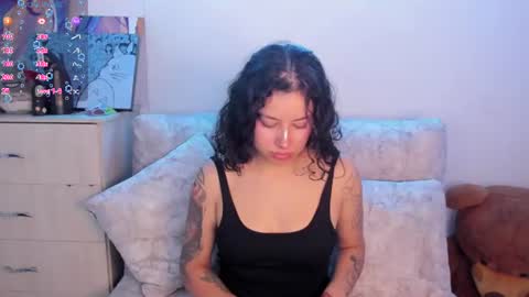 aqua emilly online show from July 25, 12:50 am