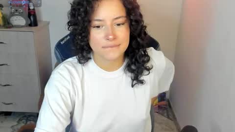 Snapshot of aqua_emilly chatting on September 23, 11:03 pm aqua emilly online show from September 23, 11:03 pm