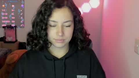Snapshot of aqua_emilly chatting on December 24, 1:38 am aqua emilly online show from December 24, 1:38 am