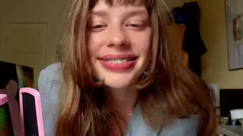 aqua_sultry online show from June 29, 10:15 am