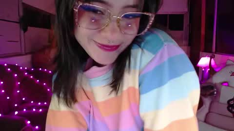 Zam independent model online show from February 5, 2:14 am