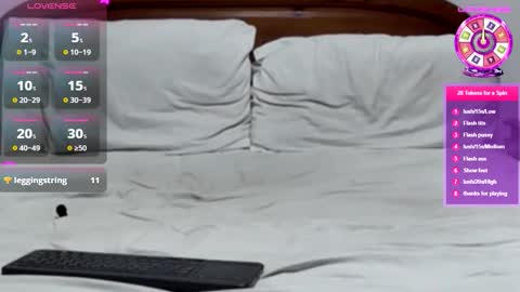 Arab Catwoman online show from October 16, 7:00 am