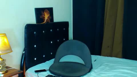 Snapshot of arabella_califa chatting on October 17, 11:57 am ARABELLA online show from October 17, 11:57 am