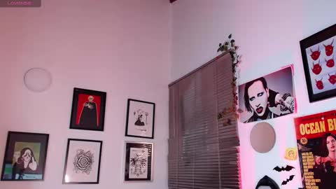 Snapshot of arabella_stone chatting on February 15, 2:47 am Arabella online show from February 15, 2:47 am