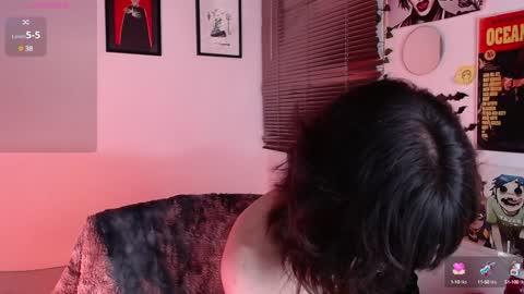 Snapshot of arabella_stone chatting on January 28, 3:25 am Arabella online show from January 28, 3:25 am