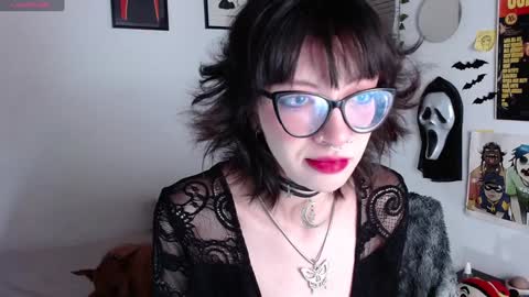 Snapshot of arabella_stone chatting on February 6, 2:11 am Arabella online show from February 6, 2:11 am