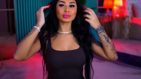 arabellaposh online show from December 18, 6:40 am