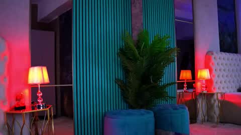 arabellaposh online show from November 8, 6:51 am