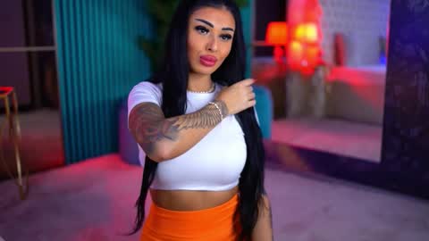 arabellaposh online show from December 22, 7:33 am