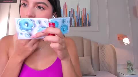 Snapshot of aria_greco chatting on March 6, 3:24 am Aria  online show from March 6, 3:24 am