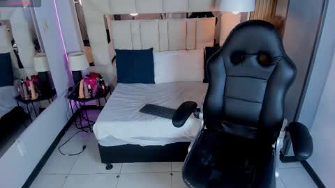 Aria Jones online show from January 16, 10:17 pm