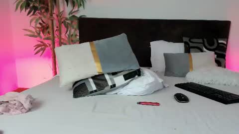 aria lush online show from July 28, 7:39 pm