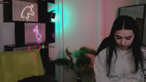 Luna online show from November 24, 7:27 pm